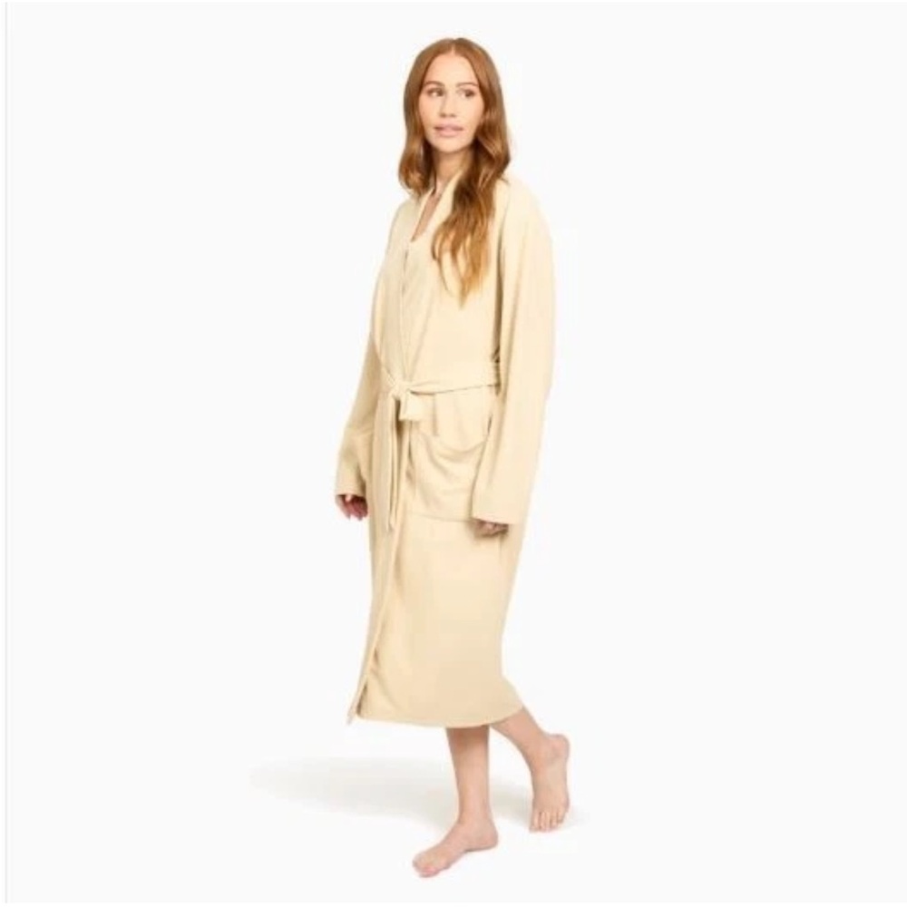 LINE & DOT Waffle Knit Robe Cream Color Women’s Size S/M BRAND NEW Tags Attached